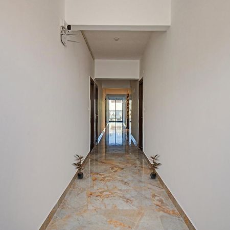 Super Collection O Petals Otium Business Hotel Bangalore Exterior photo